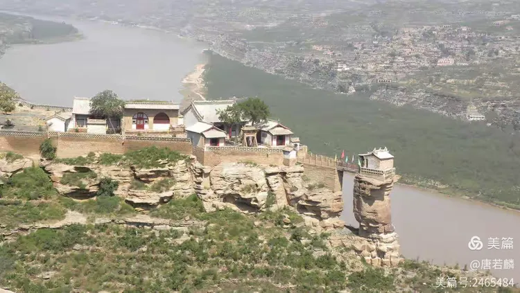 山西忻州保德-县城黄河边